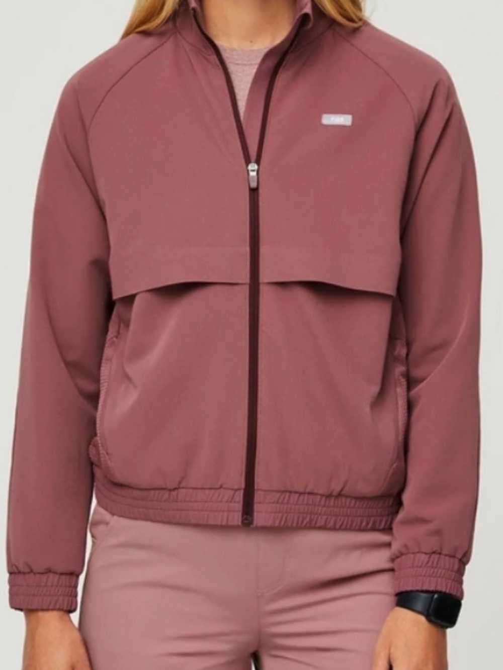 FIGS SYDNEY SCRUB JACKET MAUVE size medium